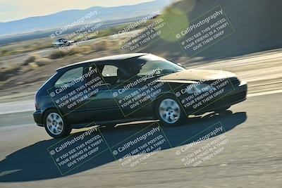 media/Dec-13-2025-Extreme Speed (Sat) [[d129ecb0b9]]/Beginner/Session 3 (Turn 5)/